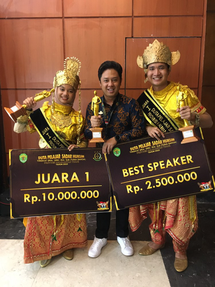 DB6B6883-ED1E-4131-83D8-607BCE7ACCF3