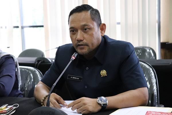 01c513b4-4ac5-4815-a218-4aa899599f15