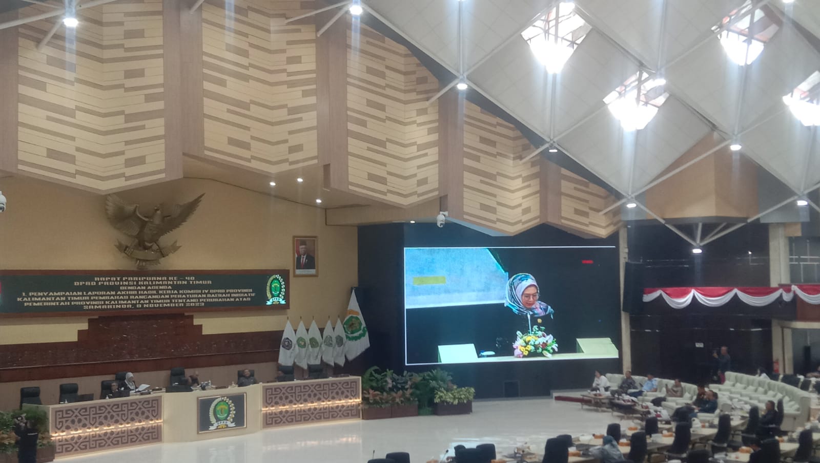 1ff8f034-2cc3-4e92-a21c-92413ce274a2