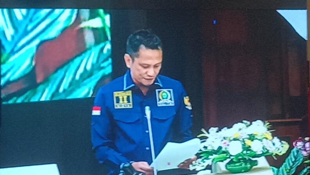 a93ddb26-b2ed-4f13-9c0d-a4a73bda9816