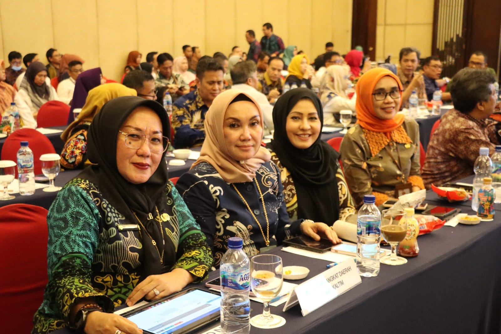 ee48c65f-e00d-475f-9599-5be4f39cb887